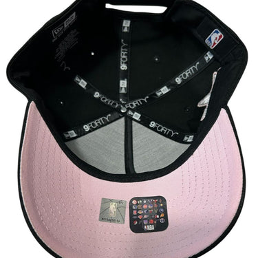 GORRA NEW ERA GOLDEN STATE WARRIORS 1946 COLECTION 9FORTY UNITALLA NEGRO/ROSA